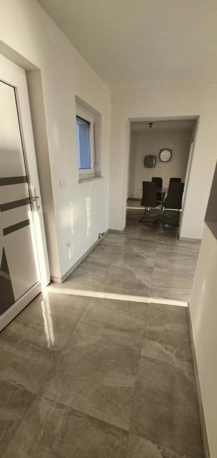 Apartmani Naomi&Leo Senj  Eksteriør bilde
